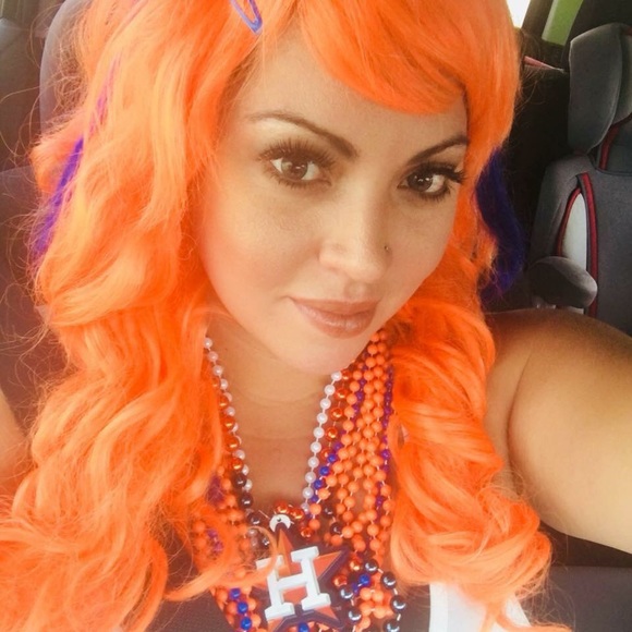 Meet your Seller, Emmy B! - Picture 5 of 14